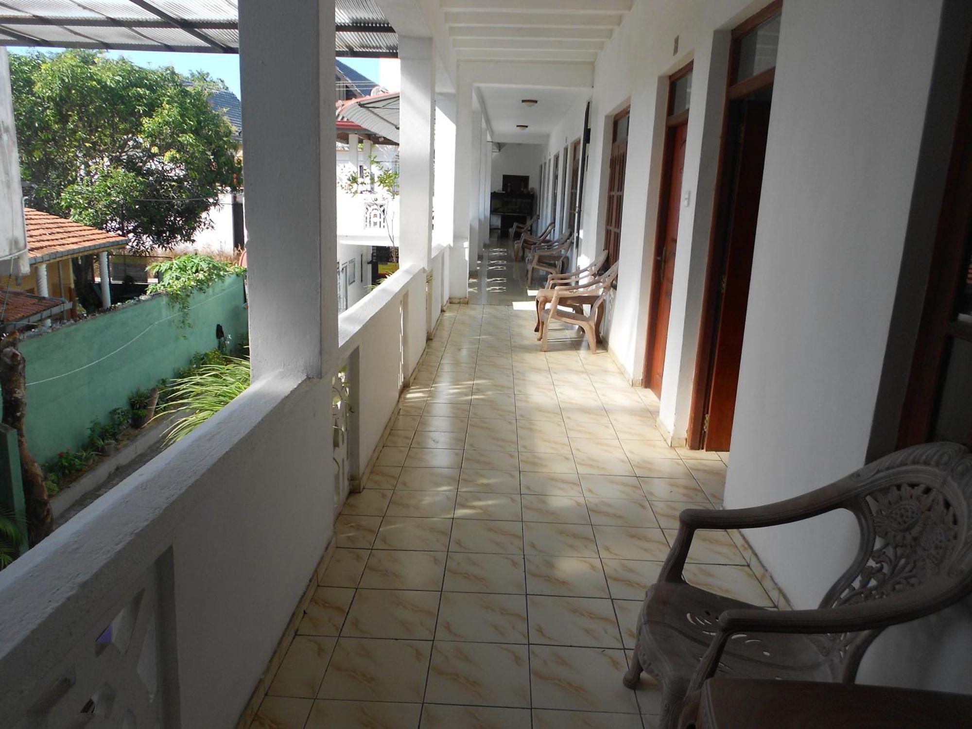 Shanith Guesthouse Negombo Exteriör bild