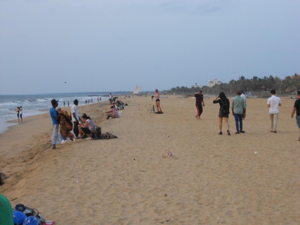 Shanith Guesthouse Negombo Exteriör bild