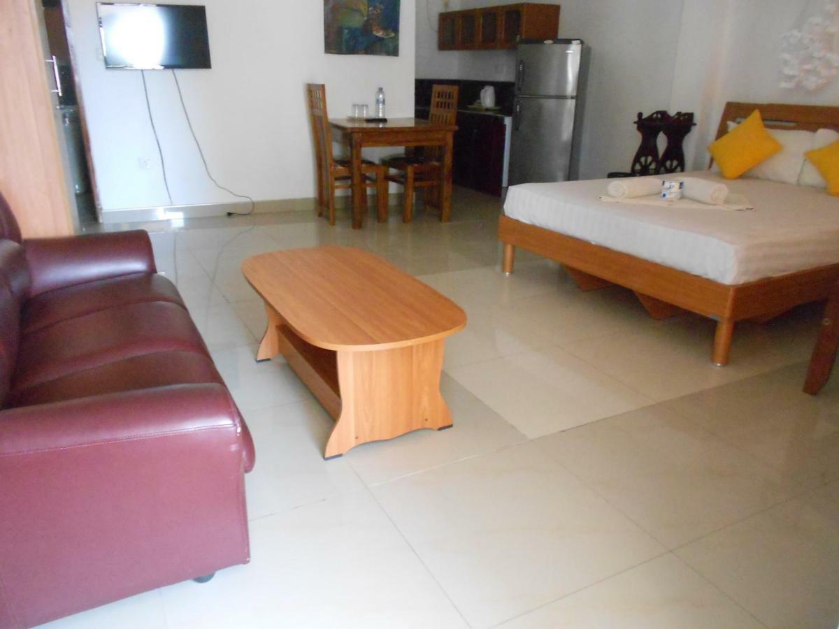 Shanith Guesthouse Negombo Exteriör bild